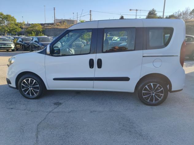 FIAT Doblò DOBLO' COMBI 1.6 MJT EASY - Foto 2