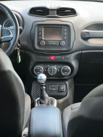 Jeep Renegade 1.6 Mjt 120 CV Limited - Foto 8