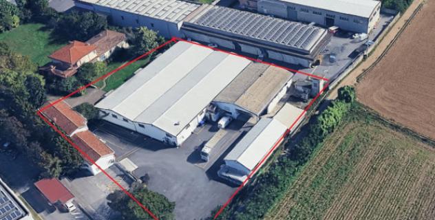 Immobile di 2300 m² con 3 locali in affitto a Castegnato