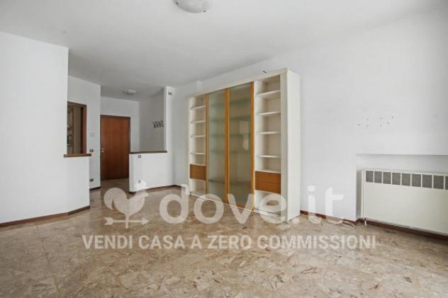 Appartamento di 100 m² con 3 locali e box auto in vendita a Luino