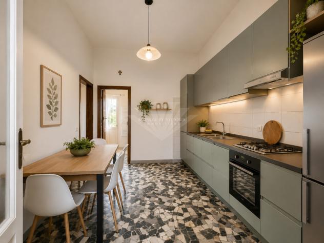 APPARTAMENTO di 5 vani e di 85 mq (PIETRASANTA - Tonfano) rif. 488/V - Foto 3