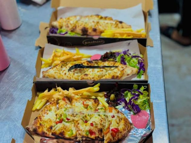 Pizzaiolo Esperto 12 Anni Cerca Lavoro Milano - Subito Disponibile - Foto 3