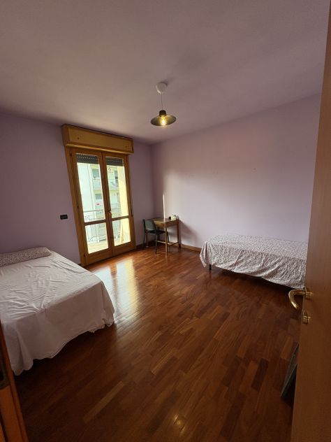 Stanza singola in ampio appartamento condiviso. - Foto 8