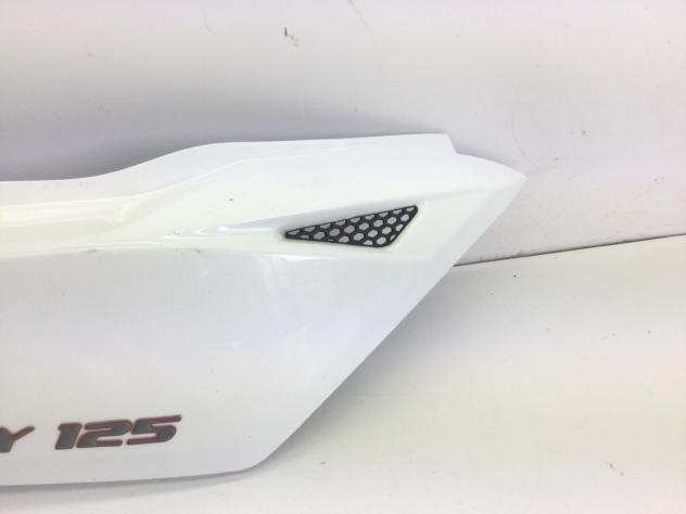 KYMCO AGILITY R16 125 CARENA FIANCATA POSTERIORE DESTRA 2009 C20000 - Foto 4