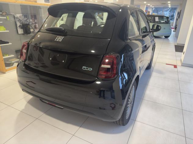 FIAT 500 500e 23,65 KW DA 199€ AL MESE E 2.500€ DI ANTICIPO E PRONTA CONSEGNA - Foto 7
