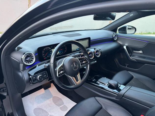 Mercedes-benz GLA 180 d Automatic Business - Foto 9