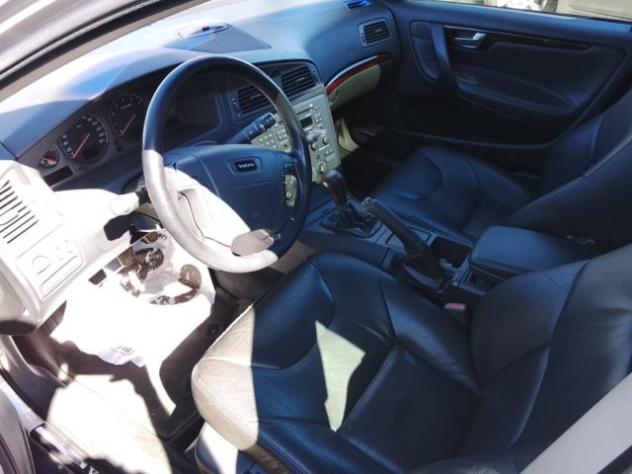 VOLVO V70 2.4i turbo 20V cat T Optima rif. 23885416 - Foto 10