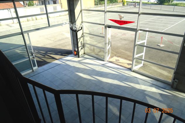 Immobile adiacente a supermercato con flusso costante di clientela - Foto 10