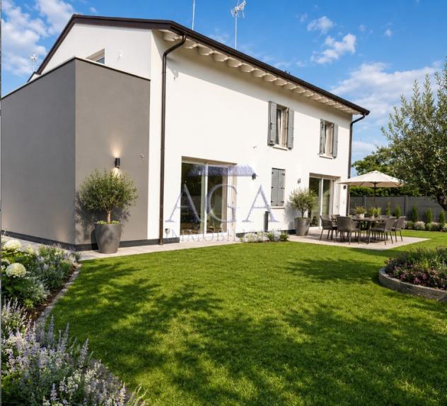VILLA A SCHIERA di 4 vani e di 205 mq (SUSEGANA) rif. CR72_13 - Foto 2
