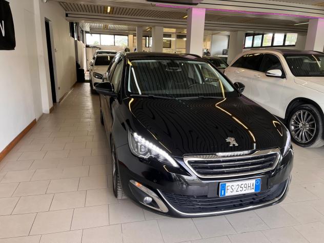 Peugeot 308 BlueHDi 150 S&S EAT6 SW Allure - Foto 3