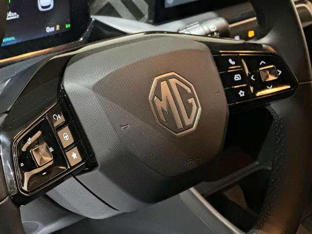 MG MG3 1.5 Hybrid+ Luxury - Foto 9