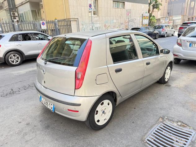 FIAT PUNTO 1.3 MULTIJET DIESEL 5 PORTE CLIMATIZZATA - Foto 3