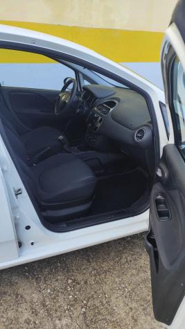 Fiat Punto 1.3 MJT II S&S 85 CV 5 porte ECO Lounge - Foto 8