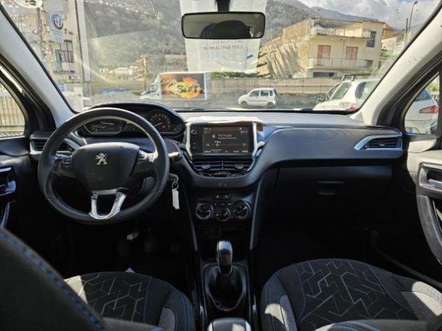 PEUGEOT - 2008 - BlueHDi 100 Signature - Foto 6