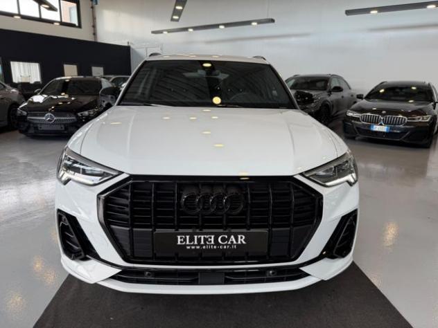 AUDI Q3 35 TDI S tronic Identity Black S line rif. 23667214 - Foto 2