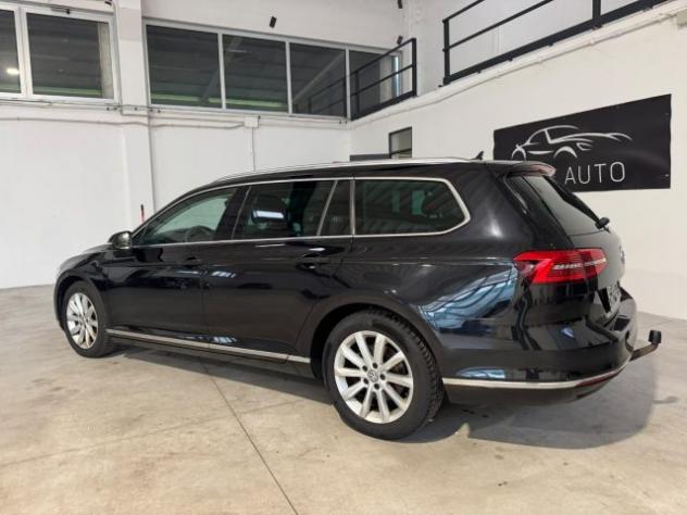 VOLKSWAGEN Passat Variant 2.0 TDI Executive BlueMotion Tech. 150CV rif. 24091150 - Foto 6