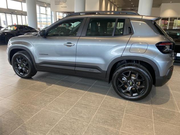 Jeep Avenger 4xe Hybrid 1.2 MHEV 4xe Upland - IVA Esposta - Foto 6