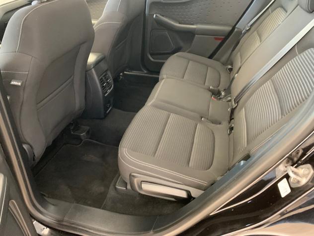 Ford Kuga 2.0 EcoBlue Hybrid 150 CV 2WD Titanium - Foto 8