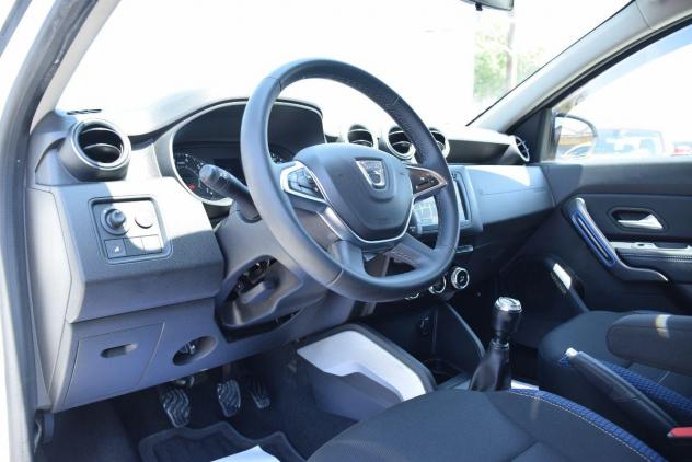 DACIA Duster A GPL 1.0TCe 100CV 4x2 15th Anniversario - NAVI - 360CAM - SENSORI - LED - CERCHI - CLIMA - CRUISE - BT - BLIND SPOT MONITOR - OK NEOPATE - Foto 5