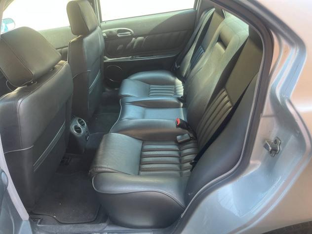 Alfa Romeo 166 2.4 JTD Distinctive - Foto 5