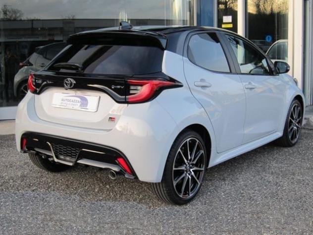 TOYOTA Yaris 1.5 HYBRID 130cv GR SPORT MODELLO 2026 NUOVE rif. 19860773 - Foto 2