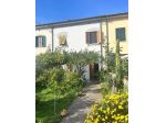 Terratetto in vendita a San Lorenzo Alle Corti - Cascina 135 mq  Rif: 1406985
