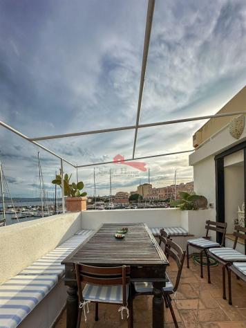 LA CASA SUL PORTO A LA MADDALENA - SARDEGNA - Foto 16