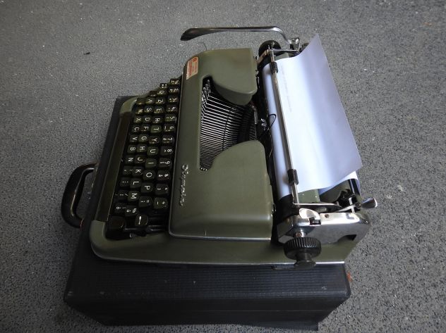 Macchina da scrivere vintage Olympia SM anni '50 - Foto 2