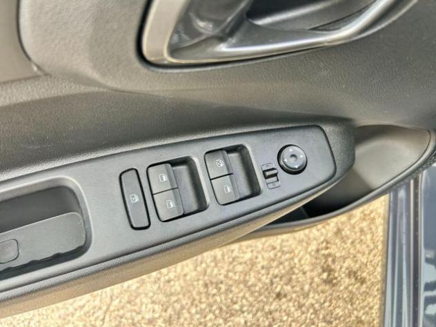 HYUNDAI i10 1.0 MPI Connectline rif. 22642251 - Foto 9