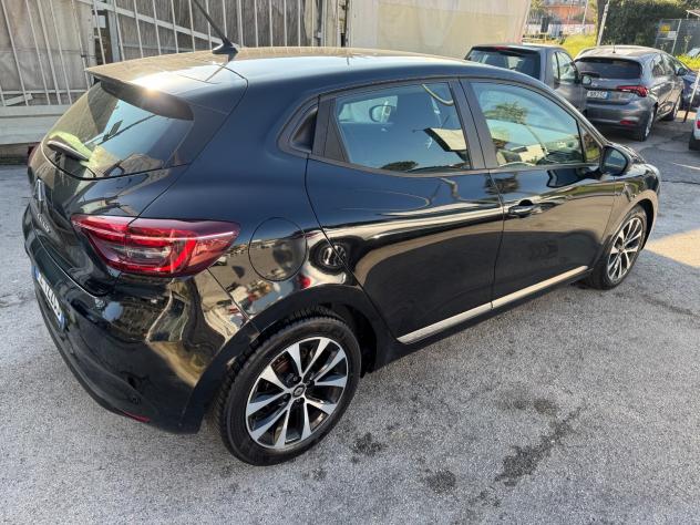 Renault Clio1.5 DCI INTENS FARI FULL LED 2020 - Foto 7