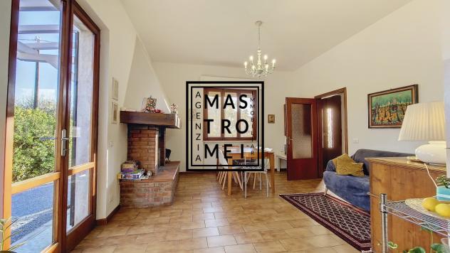 CASA INDIPENDENTE di 9 vani e di 210 mq (ALTOPASCIO) rif. 3486 - Foto 16