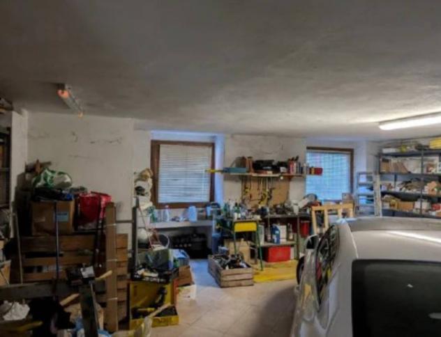 Immobile in asta di 162 m² con più di 5 locali e box auto in vendita a Sondrio - Foto 3
