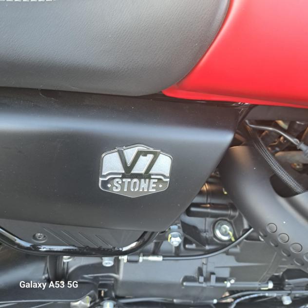 Moto Guzzi V7 STONE - Foto 9