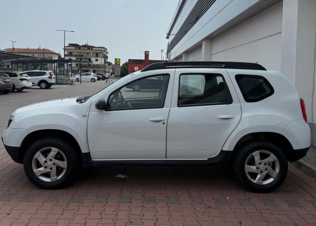 Dacia Duster 1.6 110CV 4x2 benzina anno 2013 km 90.000 - Foto 6