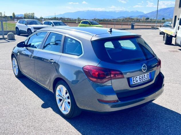 Opel Astra 1.7 CDTI 110CV Station Wagon Cosmo - Foto 4