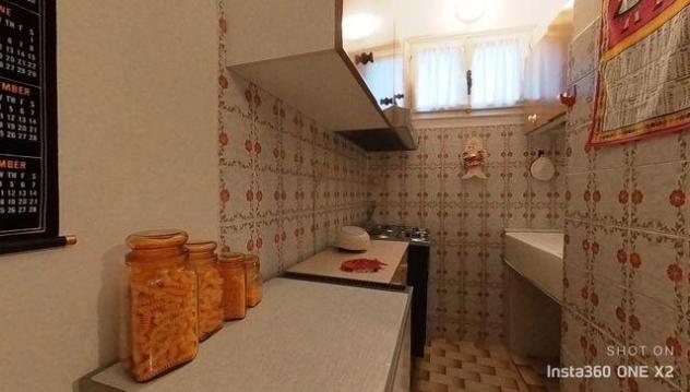 Bilocale con ingresso indipendente e corte di proprietà esclusiva - Foto 16