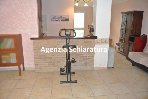 MONTECCHIO VENDESI APPARTAMENTO INDIPENDENTE SU QUADRIFAMILIARE CON MANSARDA - Foto 19