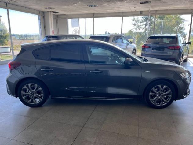FORD Focus 1.0 ibrida/benzina 125cv. ST-Line ,SOLO 23.800 KM! rif. 24089191 - Foto 8