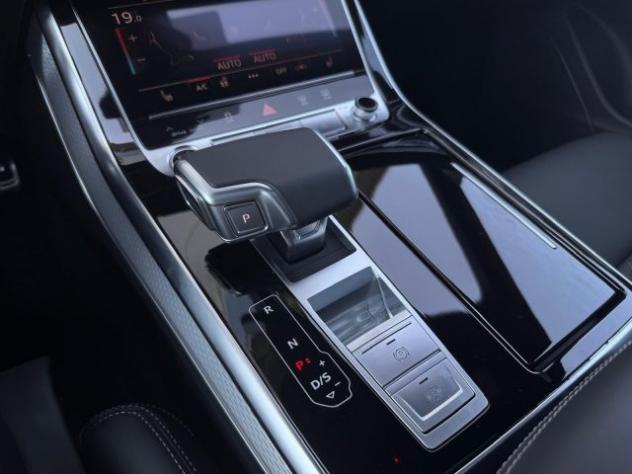 AUDI Q8 50 TDI MHEV QUATTRO S-TRONIC S-LINE rif. 23934936 - Foto 9