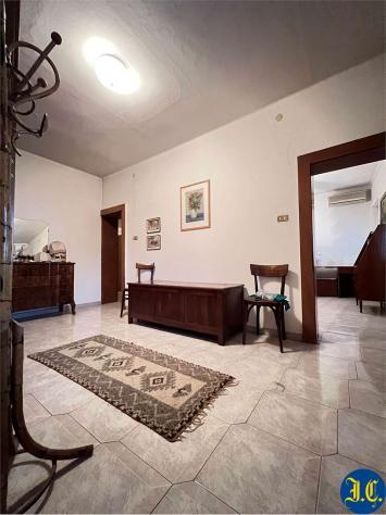 V005402 - CASA INDIPENDENTE DI AMPIE METRATURE CON CORTE PRIVATA - Foto 12