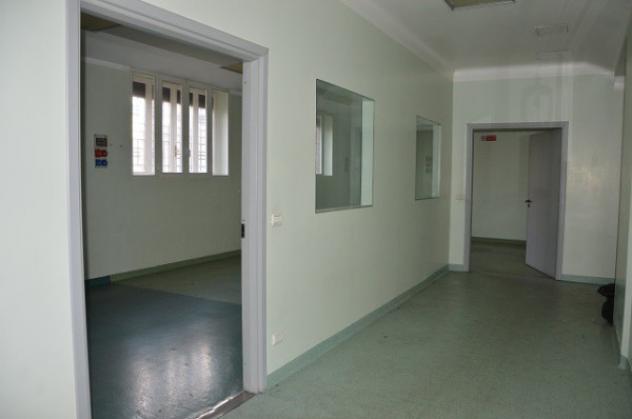 Immobile di 255 m² con 2 locali in affitto a Gallarate - Foto 6