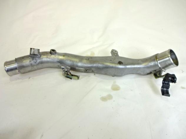 1736126060 MANICOTTO ALTAPRESSIONE INTERCOOLER TOYOTA AVENSIS SW 2.2 D 110KW AUT 5P (2011) RICAMBIO USATO
