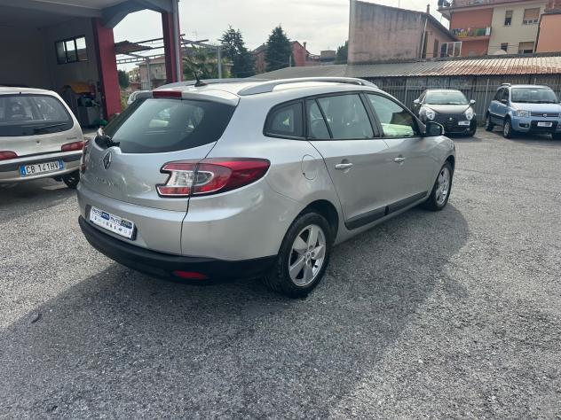 Renault Megane 1.5 DCI 110 CV Sportour Ecobusiness Premium - Foto 8