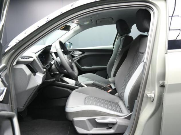 AUDI A1 SPB 30 TFSI 110CV S tronic S line edition rif. 24199158 - Foto 9