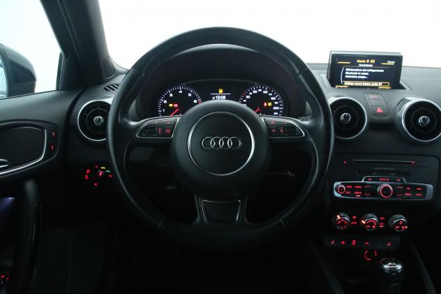 Audi A1 1.0 TFSI 82cv Design Climatizzatore automatico/Sedili riscaldabili - Foto 10