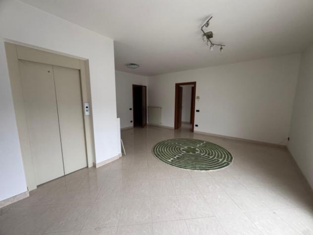 Palazzo / Stabile di 530 m² con più di 5 locali in vendita a Campione d'Italia - Foto 11