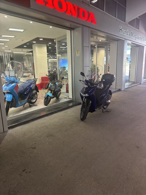 HONDA SH 125i ABS VETRO SPECIAL EDITION (MY 2026) - USATO - Foto 3