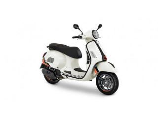 Vespa AMG GT VESPA GTS SUPERSPORT 125 HPE E5+ BIANCO