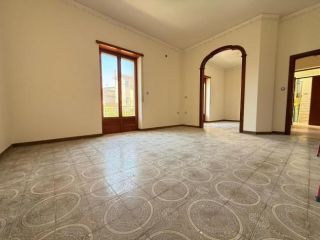 Quadrilocale in affitto a Recale