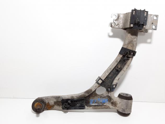 BRACCIO OSCILLANTE ANTERIORE DESTRO MERCEDES Classe B W246 2° Serie OM 651.901 (12)